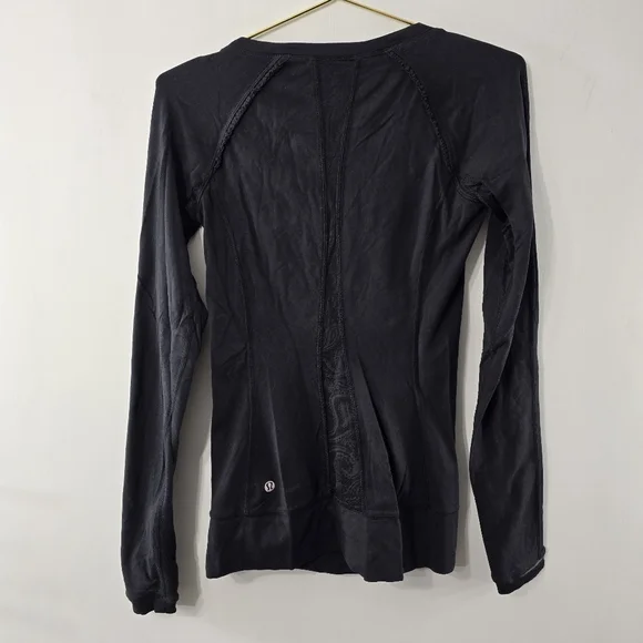 Lululemon Full Tilt Long Sleeve Lace Trim Popover Athletic Top Solid Black Sz 4 - Picture 10 of 13